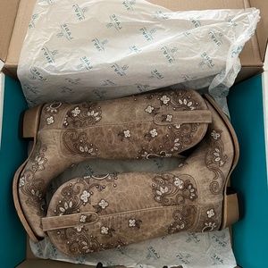 LANE Sweet Paisley Cowgirl Boots